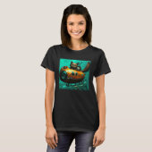 Cat on a submarine in water Unusual situation T-shirt (Voorkant volledig)