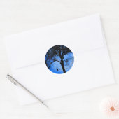 Cat on a Wire Blue Moon Ronde Sticker (Envelop)