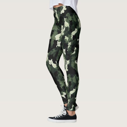 Cat Pattern Green Camouflage Leggings (Links)