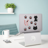 Cat Paw Print Love Sticker (Laptop op bureau)