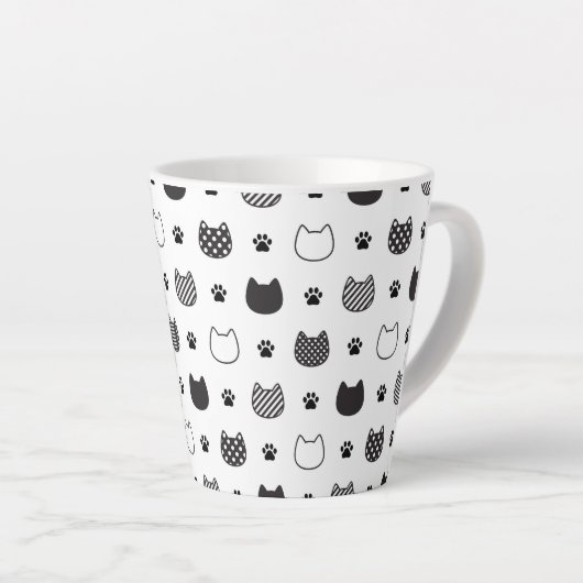 Cat Paws & Gezichten – Schattigee zwart-wit latte Mok (Rechterhoek)