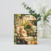 Cat Relaxing in Deck Chair Under Sun Umbrella Briefkaart (Staand voorkant)