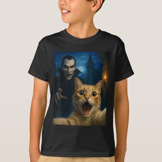 Cat Selfie With A Vamre Funny Cat  T-shirt (Voorkant)