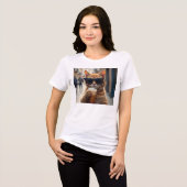 Cat Sipping Coffee On A Street Tri-Blend Shirt (Voorkant volledig)