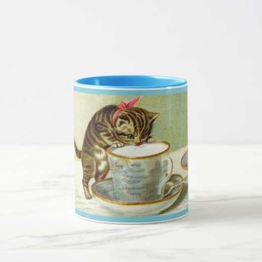 Cat Sipping Tea Custom Mok (Midden)