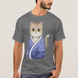 Cat Slaping Blanket T-shirt