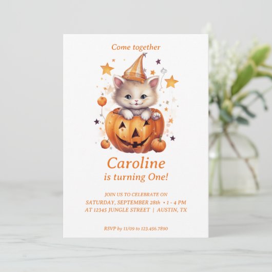 Cat Surprise in Pumpkin: Uitnodiging voor verjaard (Staand voorkant)