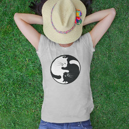 Cat Yin en Yang Black en White T-shirt