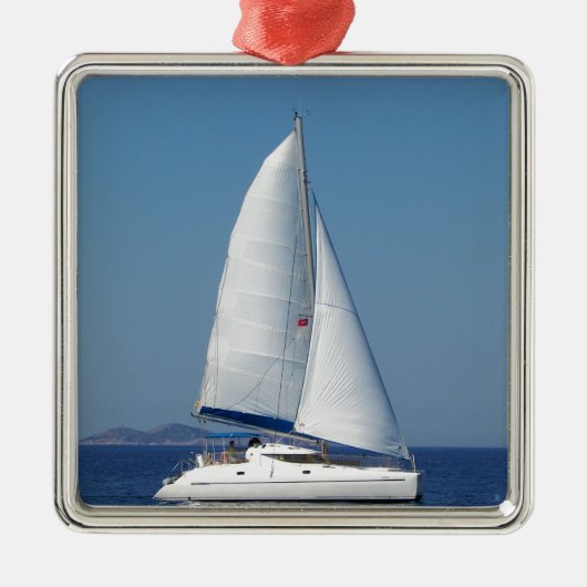 Catamaran Catchup Metalen Ornament (Voorkant)