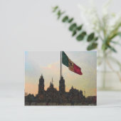 Catedral en el Zocalo del DF con la Bandera 2.jpg Briefkaart (Staand voorkant)