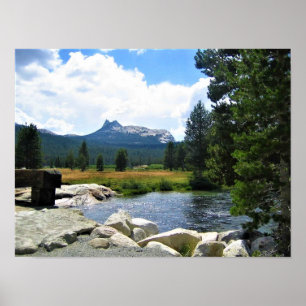 Cathedraal Peak in Tuolumne Meadows, Yosemite, CA Poster
