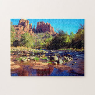Cathedraal Rock reflecterend in Oak Creek Legpuzzel