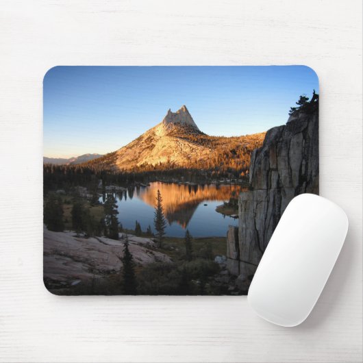 Cathedral Peak Sunset - John Muir Trail - Yosemite Muismat (Met muis)
