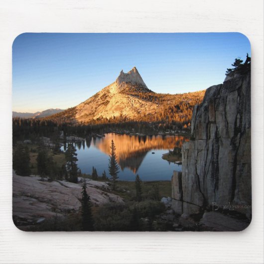 Cathedral Peak Sunset - John Muir Trail - Yosemite Muismat (Voorkant)