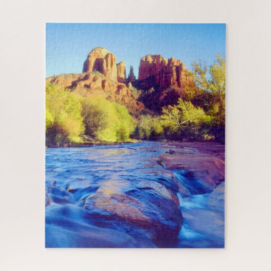 Cathedral Rock reflecterend in Oak Creek, Arizona Legpuzzel (Verticaal)