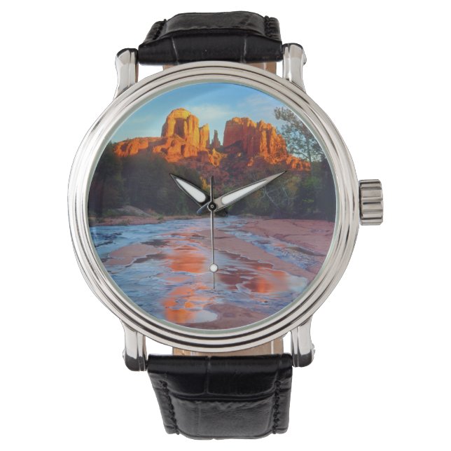 Cathedral Rock reflecting in Oak Creek at Sunset Horloge (Voorkant)