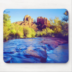 Cathedral Rock weerkaatst in Oak Creek, Arizona Muismat