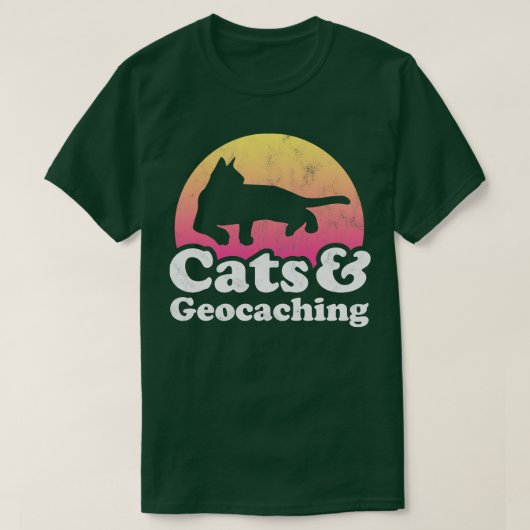 Cats and Geocaching Gift T-shirt (Design voorkant)