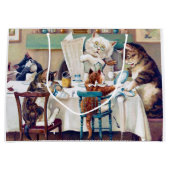 Cat's Breakfast Time, Louis Wain Groot Cadeauzakje (Voorkant)