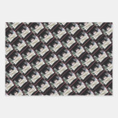 Cats celebrating a birthday with cake and candles inpakpapier vel (Voorkant)