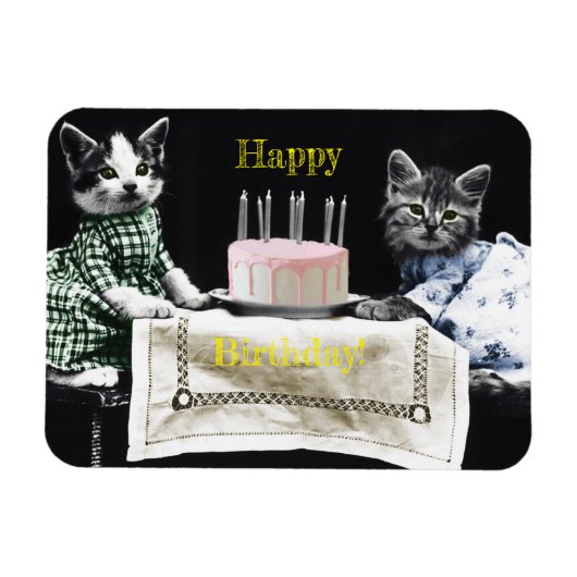 Cats celebrating a birthday with cake and candles magneet (Horizontaal)