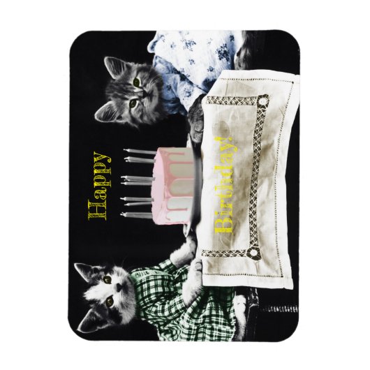 Cats celebrating a birthday with cake and candles magneet (Verticaal)