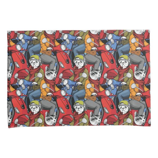 Cats & Dogs Scooter Pattern Kussensloop (Voorkant-Rechts)