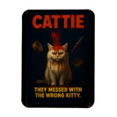 CATTIE – Funny Horror Cat Parody Magneet (Verticaal)
