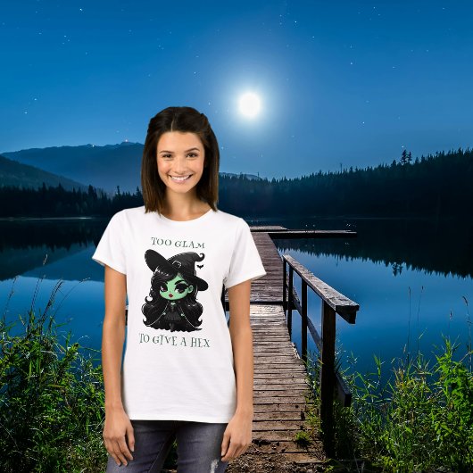 Cauldron Couture: Green Glam en Spellbound T-shirt