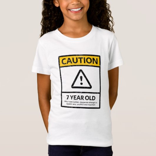 CAUTION 7 Year Old 7th Birthday Gift Kinder T shir T-shirt (Voorkant)