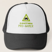 Caution Pro-Gamer Trucker Hat - Retro Gaming Style Pet (Voorkant)