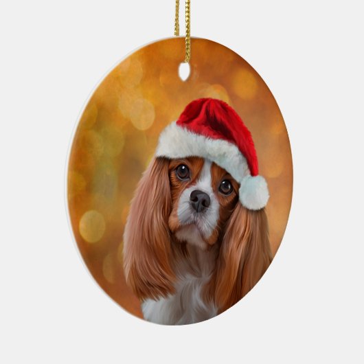 Cavalier King Charles Spaniel in het rode pet van Keramisch Ornament (Rechts)
