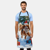 Cavalier King Charles Spaniel Sneeuw met Kerstmis Schort (Gedragen)