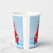 Cavalier King Dog in auto met kerstman Papieren Bekers (Links)