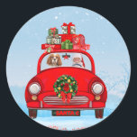 Cavalier King Dog in auto met kerstman Ronde Sticker<br><div class="desc">De kerstcadeauauto met kerstcadeautjes met een hond is een perfect kerstcadeauidee voor je hondenliefhebber vrienden. Dit is zeker een kerstdecor en cadeauidee voor deze kerst.</div>