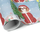 Cavalier King Dog in Snow met kerstcadeaus Cadeaupapier (Rol Hoek)