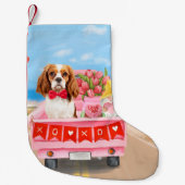 Cavalier King Dog Valentijnsdag Truck Hearts Kleine Kerstsok (Voorkant)