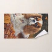 Cavalier King in de herfst laat Herfst inspireren Bad Handdoek (Handdoek)