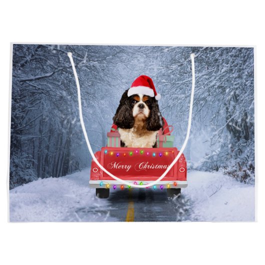 Cavalier King in Snow, zittend in kersttruck Groot Cadeauzakje (Achterkant)