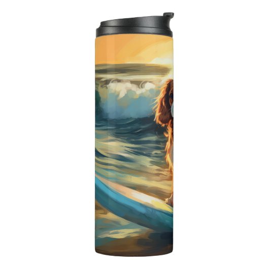 Cavalier King Strand Surfen Schilderij Thermosbeker (Gedraaid links)