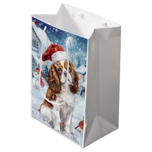 Cavalier King Winter Wonderland Kerstvreugde Medium Cadeauzakje (Voorkant Gekanteld)