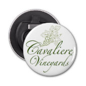 Cavaliere Vineyards Bottle Open (groen) Button Flesopener (Voorkant)