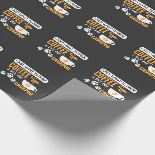Cavapoo Dog Eigenaar van Coffee Bean Drinker Cadeaupapier (Hoek)