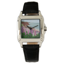 Cavendish Cliffs en Lupins Horloge