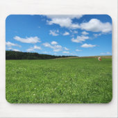 Cavia in een veld Mousepad Muismat (Voorkant)