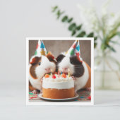 Cavia's eten cake verjaardag uitnodiging (Staand voorkant)