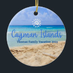 Cayman Islands Beach Vakantie Familiereis Keramisch Ornament<br><div class="desc">Schattige personaliseerbaar Cayman Trip souvenir. Maatwerk: Verander onderschrift en jaar om het uniek te maken.</div>