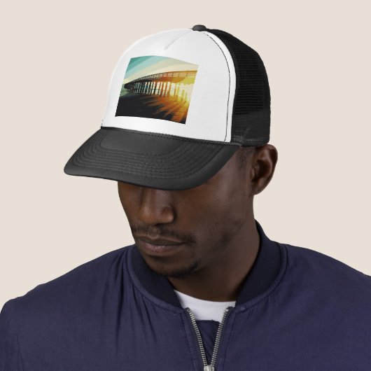 Cayucos Pier Trucker Pet (In situ)