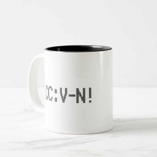 CC:V-N! mok (Voorkant links)