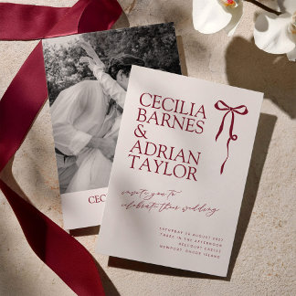 CECILIA Burgundy Wedding Invitation with Bow Kaart